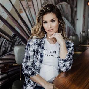 Kittenish logo white shirt